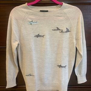 Fun jcrew xxs shark summer knit. 100% merino wool